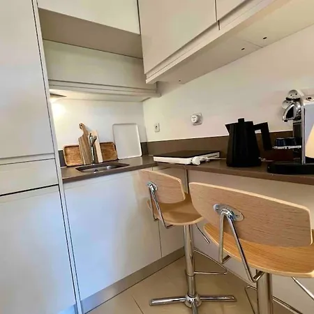 Апартаменти Studio Bouillabaisse A 150 M De La Plage Сен-Тропе